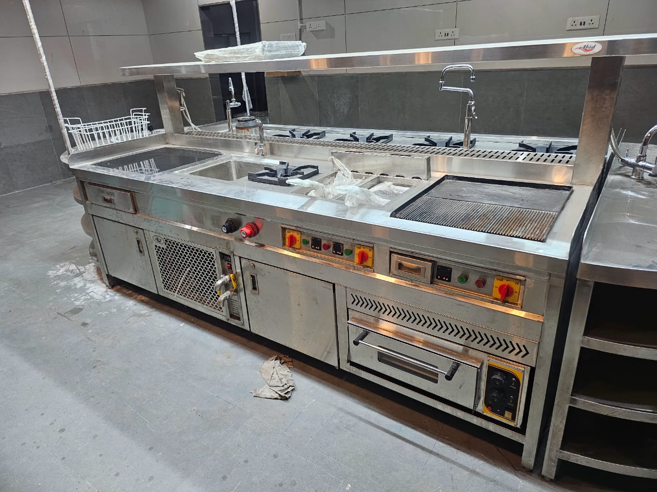Commercial Kitchen Equipment by Mahavir